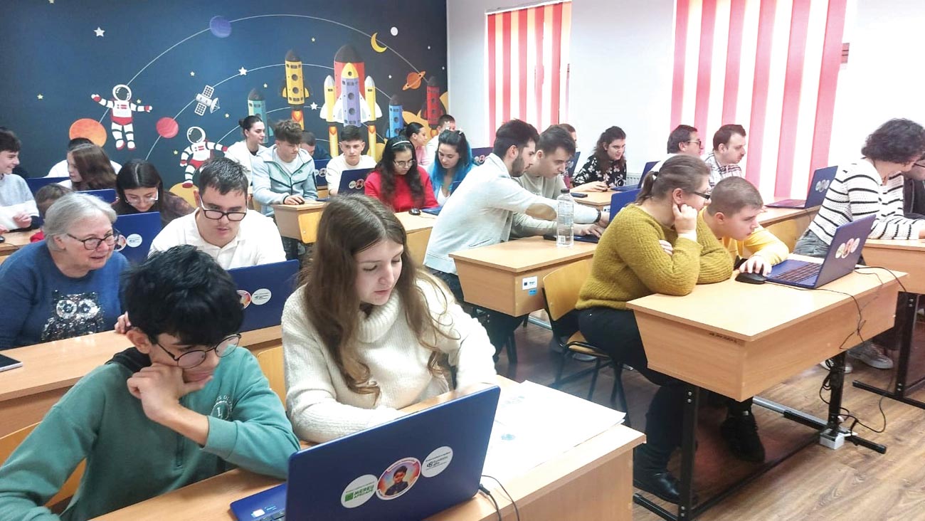 Visul unui specialist IT: Să deschidă drumul tinerilor cu dizabilități spre un loc de muncă