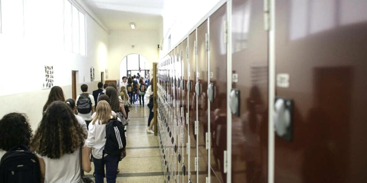 Asistența medicală în școli, între deficitul de medici și asigurarea serviciilor medicale