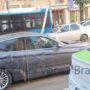 O femeie a căzut în autobuz. Ambulanța și echipaje de poliție, prezente la fața locului