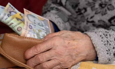 Când intră pensiile în octombrie 2026. Datele la care primesc banii pensionarii