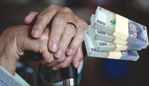 Cu cât ar putea crește pensiile de anul viitor