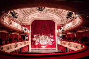 Ce spectacole pot vedea brăilenii la Teatrul „Maria Filotti” în luna noiembrie